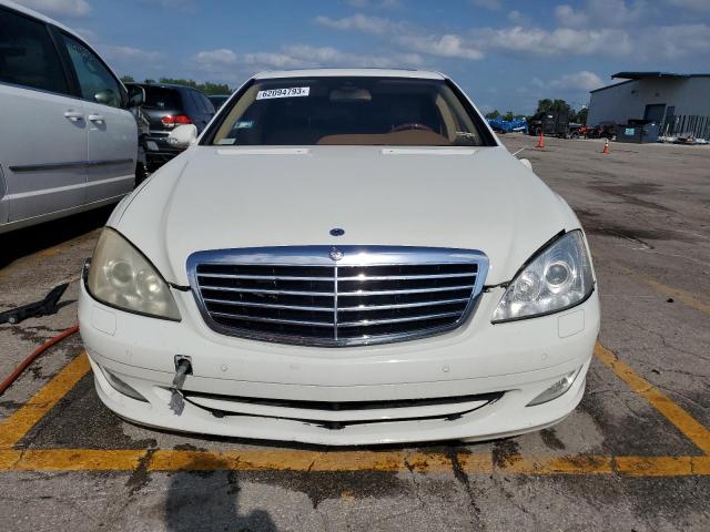WDDNG86X58A178387 - 2008 MERCEDES-BENZ S 550 4MATIC WHITE photo 5