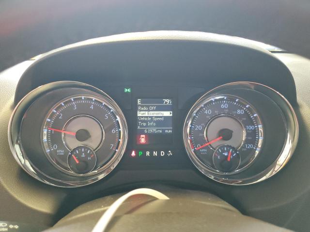 2C4RC1CG8FR618811 - 2015 CHRYSLER TOWN & COU TOURING L WHITE photo 9