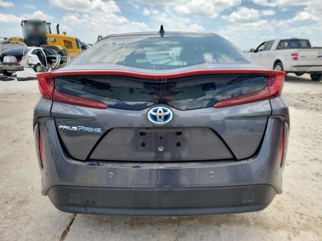 JTDKARFP6H3054976 - 2017 TOYOTA PRIUS PRIM ნაცრისფერი ფოტო 6