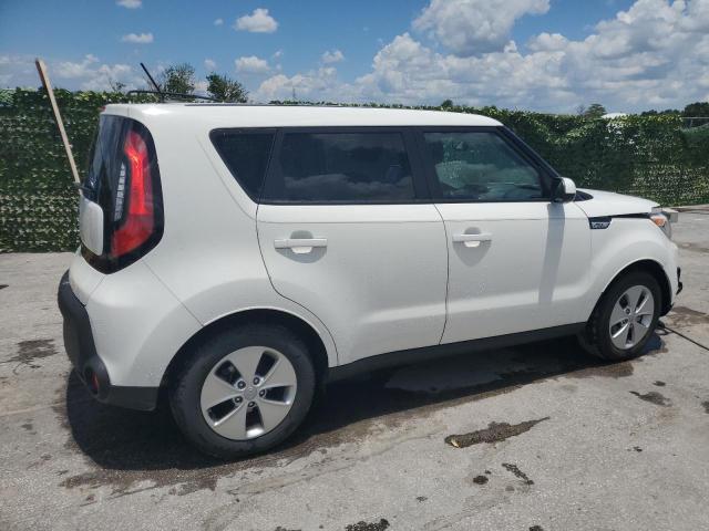 KNDJN2A27G7405582 - 2016 KIA SOUL WHITE photo 3