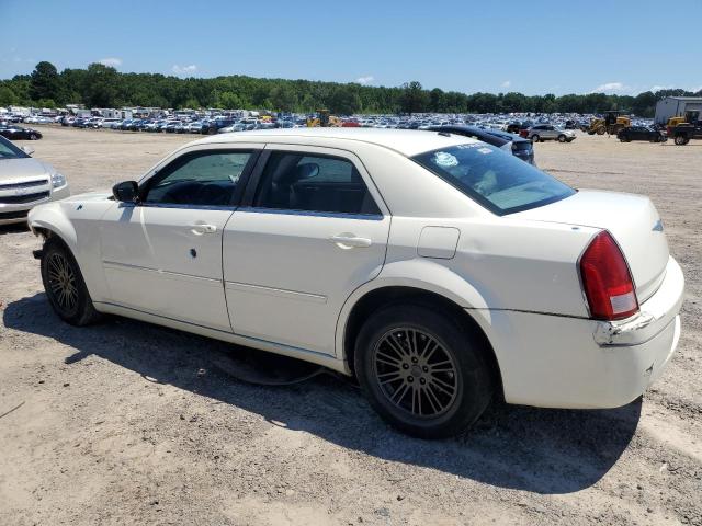 2C3KA53G47H783670 - 2007 CHRYSLER 300 TOURING WHITE photo 2