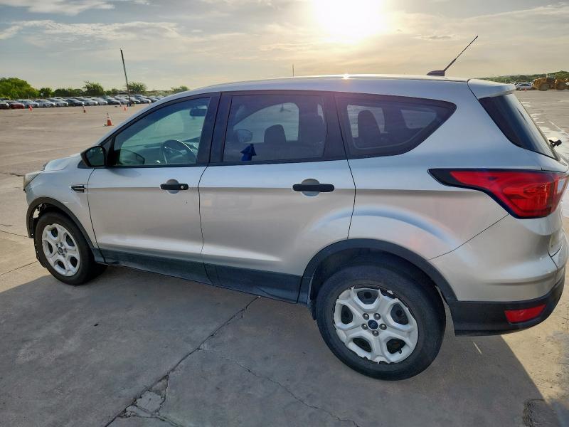 1FMCU0F79KUB86621 - 2019 FORD ESCAPE S ვერცხლისფერი ფოტო 2