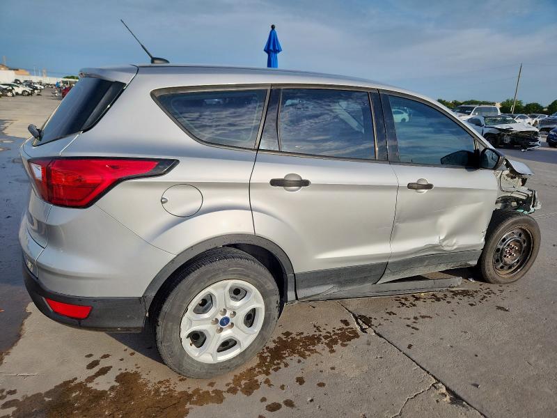 1FMCU0F79KUB86621 - 2019 FORD ESCAPE S ვერცხლისფერი ფოტო 3