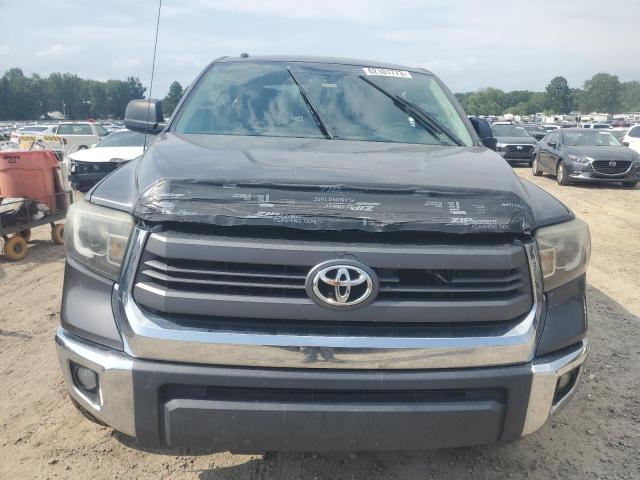 5TFDW5F17EX363164 - 2014 TOYOTA TUNDRA CREWMAX SR5 GRAY photo 5