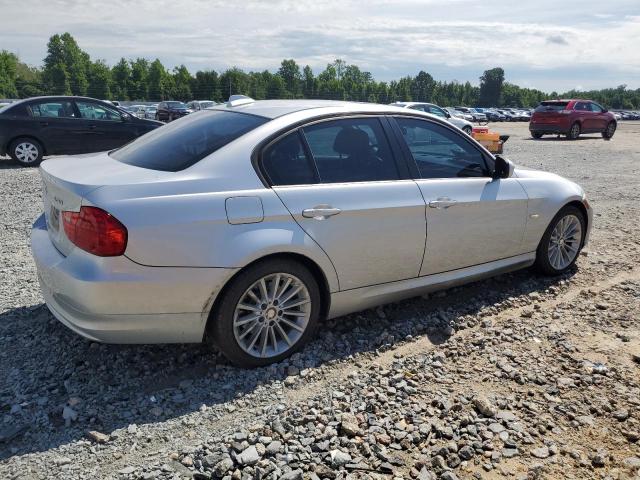 WBAPH7G50ANM51710 - 2010 BMW 328 I SILVER photo 3