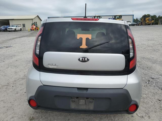 KNDJN2A29G7817809 - 2016 KIA SOUL SILVER photo 6