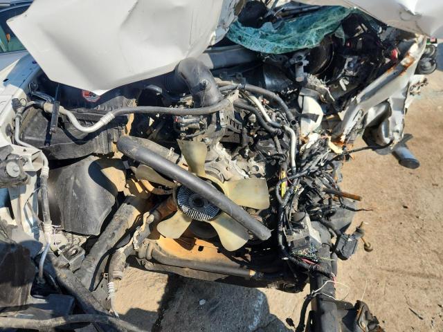 1C6RR6GT0DS693539 - 2013 RAM 1500 SLT WHITE photo 11