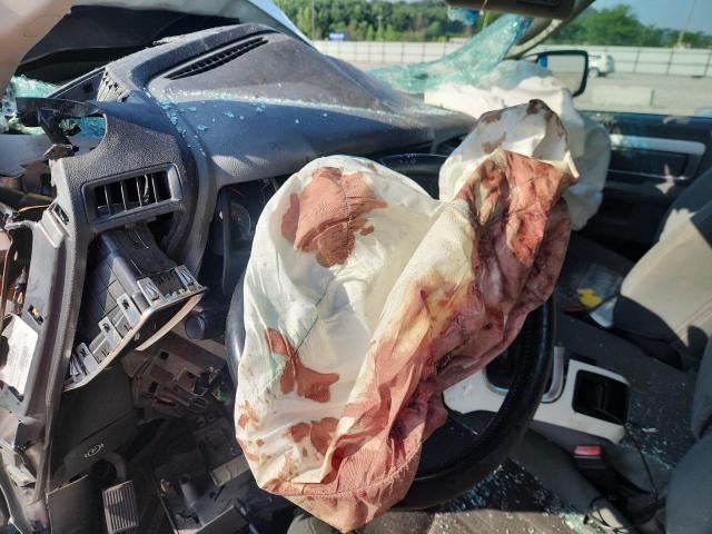 1C6RR6GT0DS693539 - 2013 RAM 1500 SLT WHITE photo 8