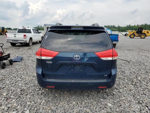 5TDKK3DC7BS027866 - 2011 TOYOTA SIENNA LE BLUE photo 6