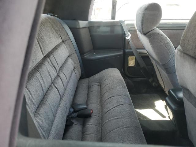 1C3XU4536NF253653 - 1992 CHRYSLER LEBARON 白色 照片 10