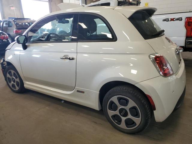 3C3CFFGE1FT503326 - 2015 FIAT 500 ELECTRIC WHITE photo 2