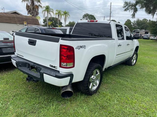 1GT125E83EF135987 - 2014 GMC SIERRA K2500 DENALI WHITE photo 4