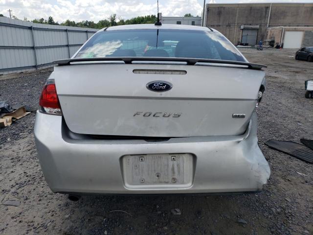 1FAHP3GN3AW225843 - 2010 FORD FOCUS SES SILVER photo 6