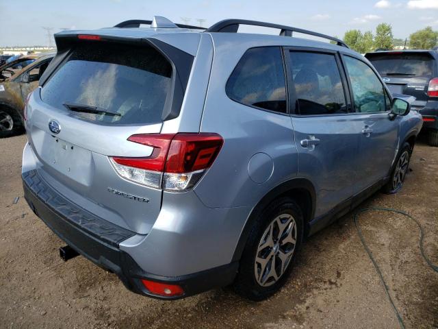 JF2SKAECXKH559976 - 2019 SUBARU FORESTER PREMIUM SILVER photo 3