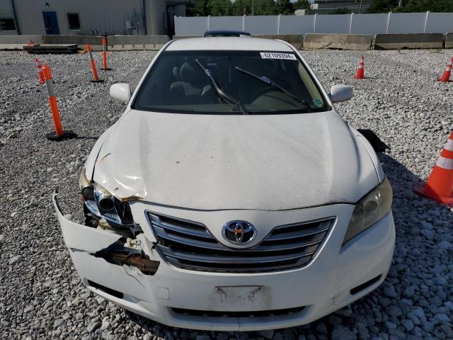 JTNBB46K473016581 - 2007 TOYOTA CAMRY HYBRID WHITE photo 5