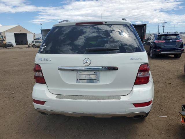 4JGBB8GB6BA674929 - 2011 MERCEDES-BENZ ML 350 4MATIC WHITE photo 6