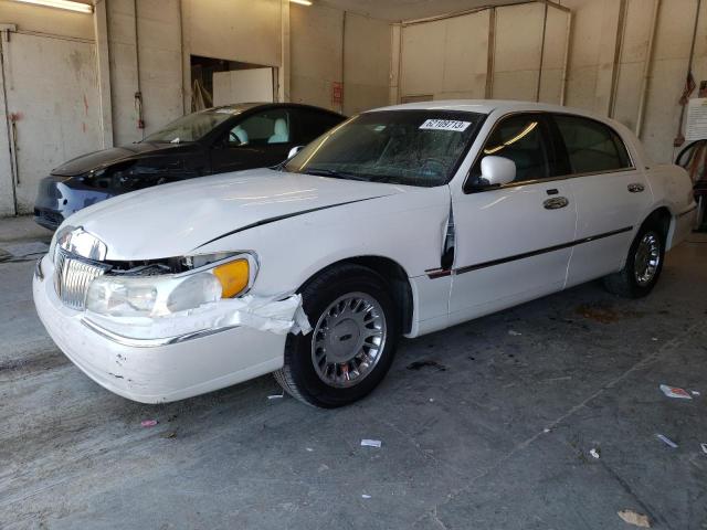 1LNHM83W4YY769471 - 2000 LINCOLN TOWN CARTIER WHITE photo 1