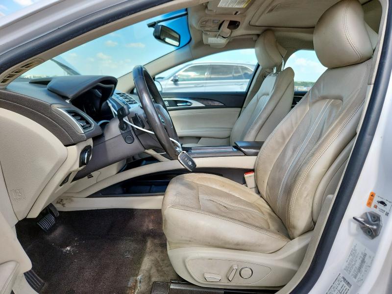 3LN6L5EC8HR662806 - 2017 LINCOLN MKZ RESERVE თეთრი ფოტო 7