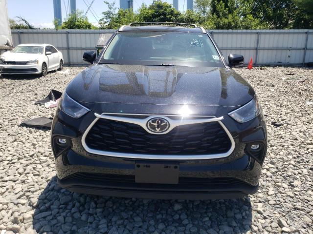 5TDGZRBH0NS579894 - 2022 TOYOTA HIGHLANDER XLE 黑色 照片 5