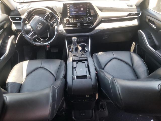 5TDGZRBH0NS579894 - 2022 TOYOTA HIGHLANDER XLE 黑色 照片 8