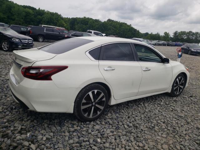 1N4AL3AP3HC271286 - 2017 NISSAN ALTIMA 2.5 WHITE photo 3