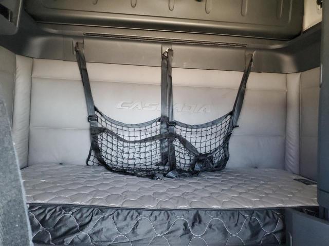 3AKJHHDRXJSJR0472 - 2018 FREIGHTLINER CASCADIA 1 Biały zdjęcie 6