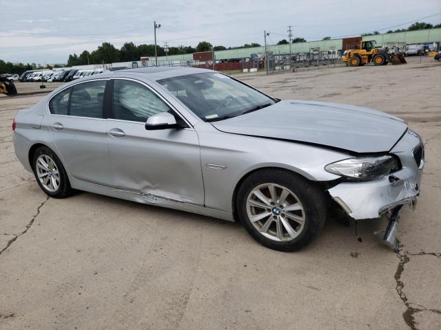 WBA5A7C5XGG642386 - 2016 BMW 528 XI SILVER photo 4