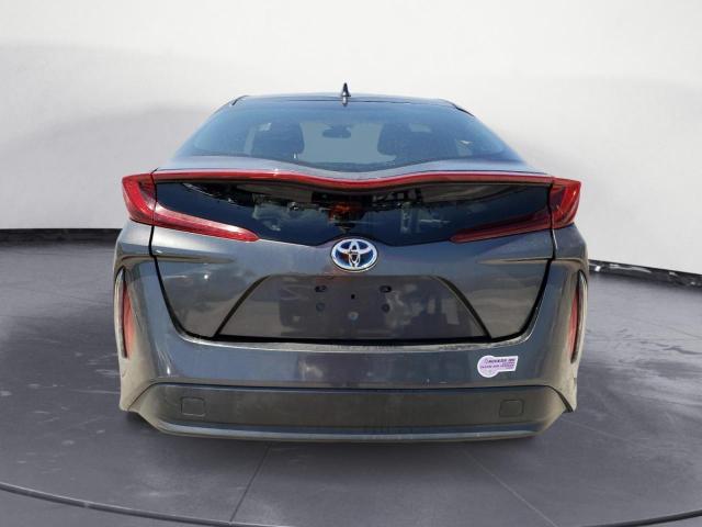 JTDKARFP5H3060199 - 2017 TOYOTA PRIUS PRIM CHARCOAL photo 6