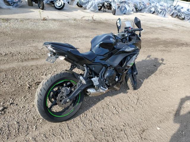 JKAEXEJ1XKDA04250 - 2019 KAWASAKI EX650 J შავი ფოტო 4