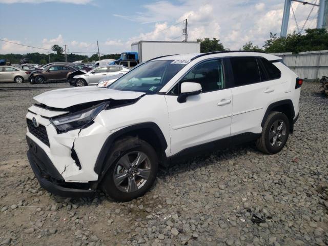 4T3RWRFV8PU099380 - 2023 TOYOTA RAV4 XLE WHITE photo 1