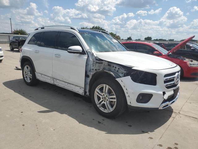 W1N4M4HBXLW023007 - 2020 MERCEDES-BENZ GLB 250 4MATIC WHITE photo 4