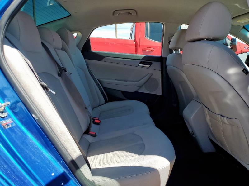 5NPE24AF6JH601444 - 2018 HYUNDAI SONATA SE Blau Foto 10