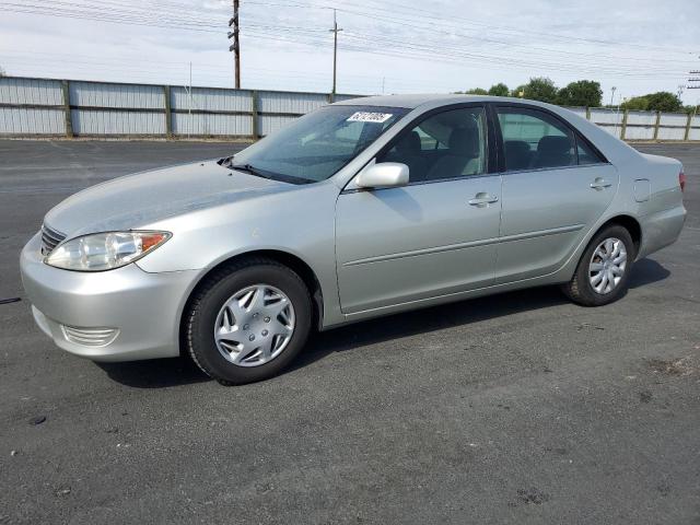 2005 TOYOTA CAMRY LE, null