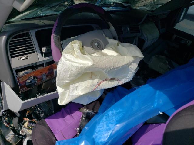 5LMFU28526LJ16049 - 2006 LINCOLN NAVIGATOR ვერცხლისფერი ფოტო 8