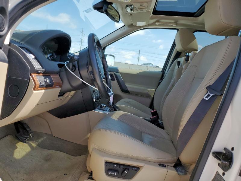 SALFT2BN6AH201645 - 2010 LAND ROVER LR2 HSE TECHNOLOGY WHITE photo 7