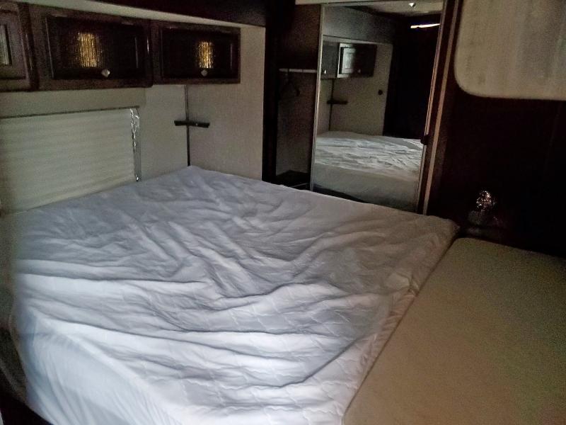 5SFNB4029LE420059 - 2020 HEARTLAND MALLARD M335 WHITE photo 5