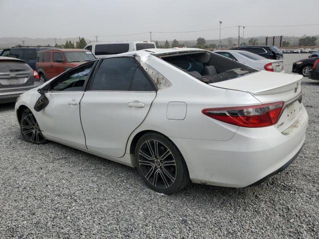 4T1BF1FK9GU180440 - 2016 TOYOTA CAMRY LE WHITE photo 2