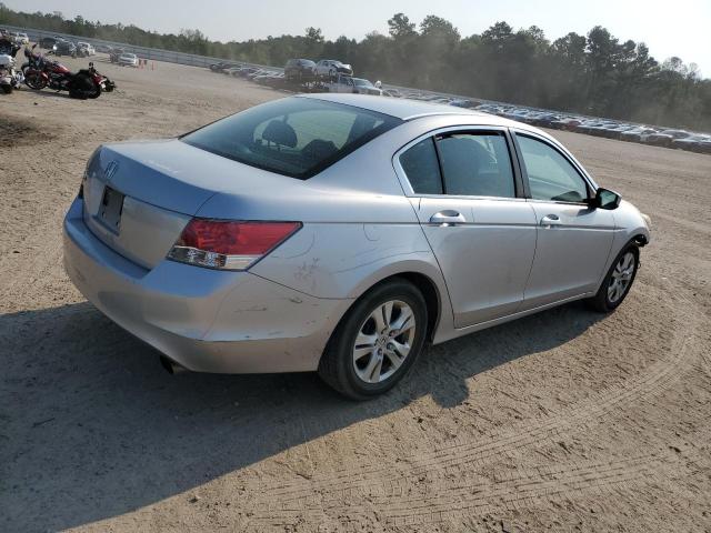 1HGCP2F43AA189979 - 2010 HONDA ACCORD LXP SILVER photo 3