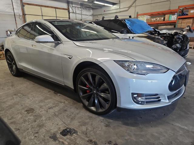 5YJSA1H16EFP35678 - 2014 TESLA MODEL S 银色 照片 4