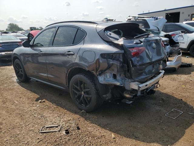 ZASFAKNN8J7B66645 - 2018 ALFA ROMEO STELVIO TI SPORT CHARCOAL photo 2