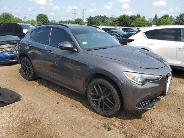 ZASFAKNN8J7B66645 - 2018 ALFA ROMEO STELVIO TI SPORT CHARCOAL photo 4