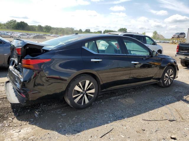 1N4BL4DV6MN359963 - 2021 NISSAN ALTIMA SV BLACK photo 3