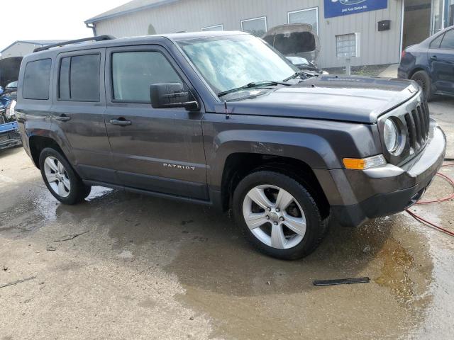 1C4NJPFA3GD543227 - 2016 JEEP PATRIOT LATITUDE GRAY photo 4