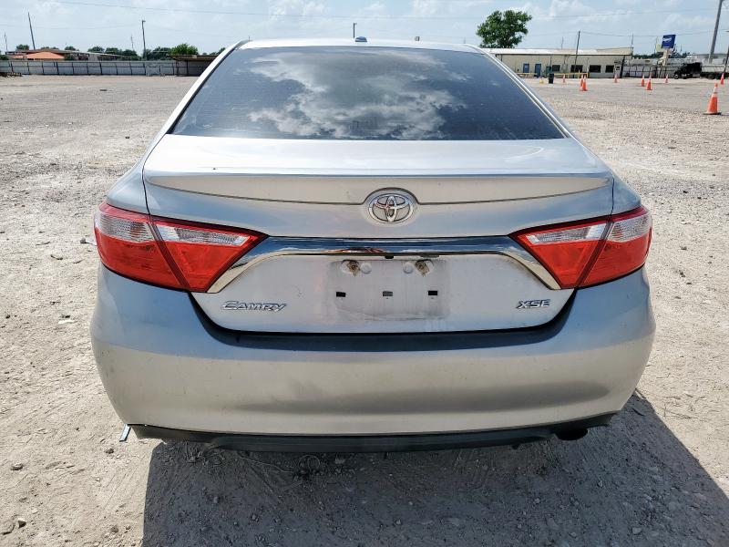 4T1BF1FK3GU131184 - 2016 TOYOTA CAMRY LE SILVER photo 6