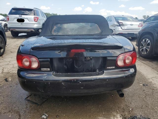 JM1NB353720222817 - 2002 MAZDA MX-5 MIATA BASE BLACK photo 6