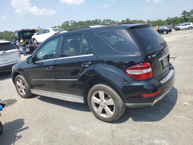 4JGBB8GB8BA726691 - 2011 MERCEDES-BENZ ML 350 4MATIC BLACK photo 2