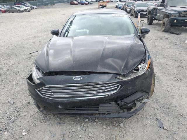 3FA6P0H78JR194727 - 2018 FORD FUSION SE BLACK photo 5