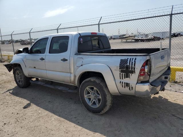 5TFJU4GN2DX036979 - 2013 TOYOTA TACOMA DOUBLE CAB PRERUNNER SILVER photo 2