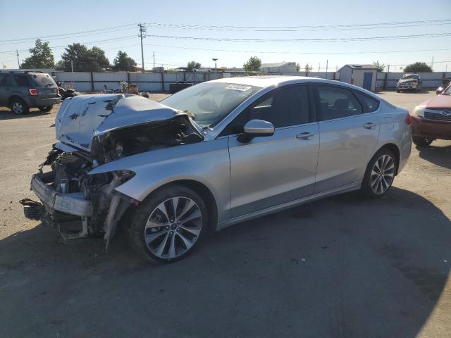 3FA6P0T90KR236589 - 2019 FORD FUSION SE SILVER photo 1