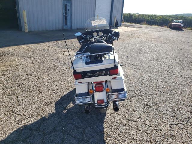 1HD1FC4168Y615381 - 2008 HARLEY-DAVIDSON FLHTCUI 白色 照片 4